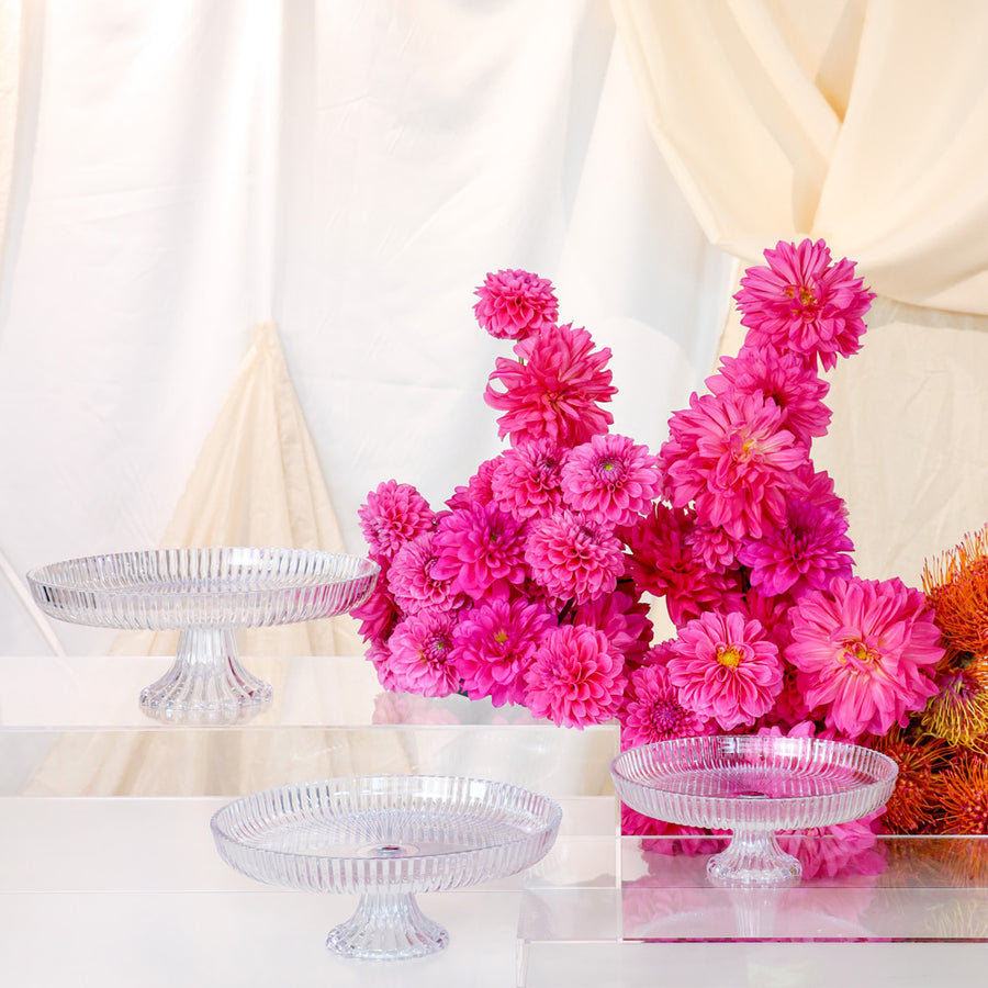 RIBBED CAKE STANDS